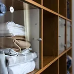 Entire Luxurious Flat Sleeps 4 Persons